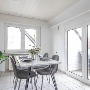https://ferienwohnung-messewohnung.topcolognehotels.com